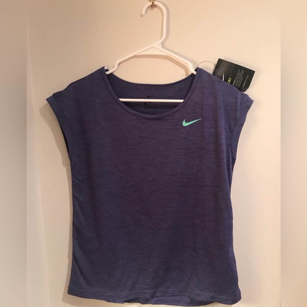 NWT Nike DriFit Training Shirt Girl XL